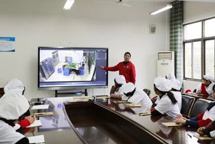 關(guān)注食品安全，構(gòu)建和諧校園——繡湖中學(xué)教育集團(tuán)稠江校區(qū)舉行食堂工作會議